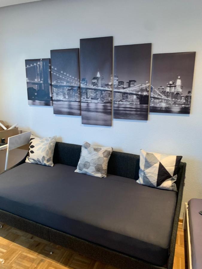 Mainpark Apartment 4 Schlafzimmer Bis Zu 10 Personen Direkt Ueber Aschaffapartment Bei Aschaffenburg Mainaschaff Eksteriør billede