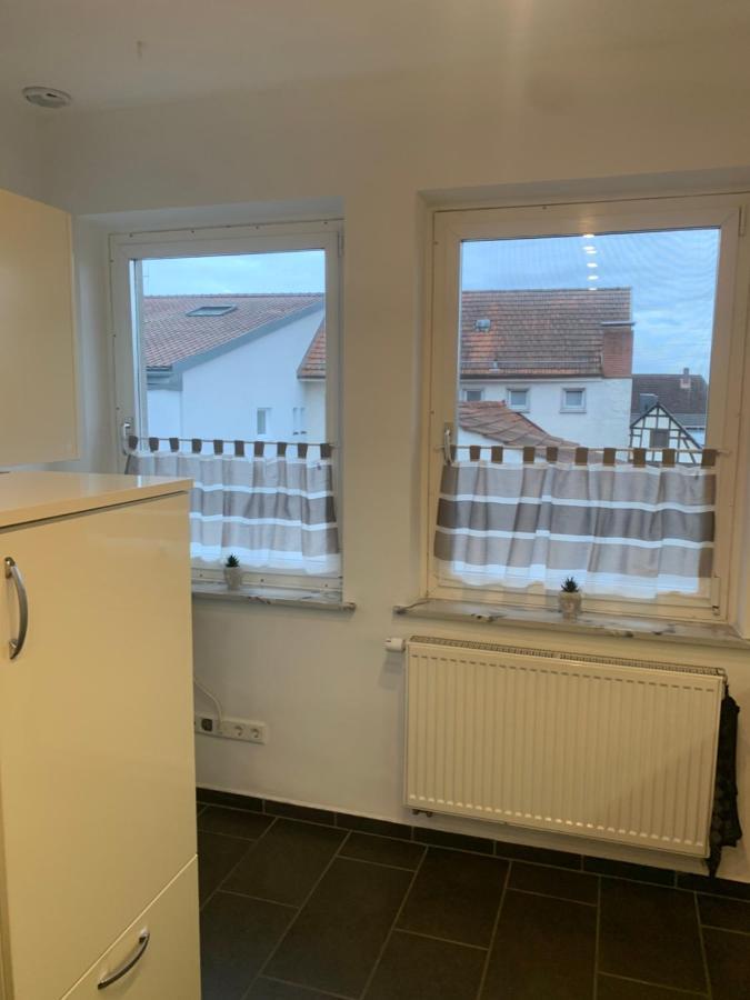 Mainpark Apartment 4 Schlafzimmer Bis Zu 10 Personen Direkt Ueber Aschaffapartment Bei Aschaffenburg Mainaschaff Eksteriør billede