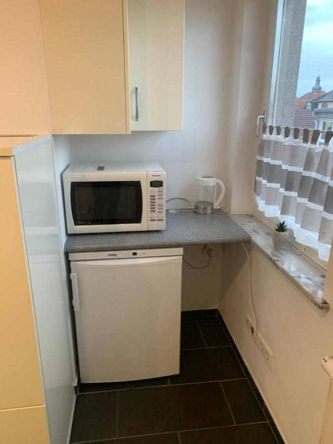 Mainpark Apartment 4 Schlafzimmer Bis Zu 10 Personen Direkt Ueber Aschaffapartment Bei Aschaffenburg Mainaschaff Eksteriør billede