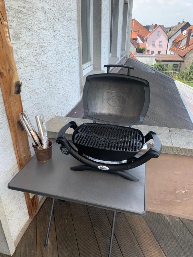 Mainpark Apartment 4 Schlafzimmer Bis Zu 10 Personen Direkt Ueber Aschaffapartment Bei Aschaffenburg Mainaschaff Eksteriør billede